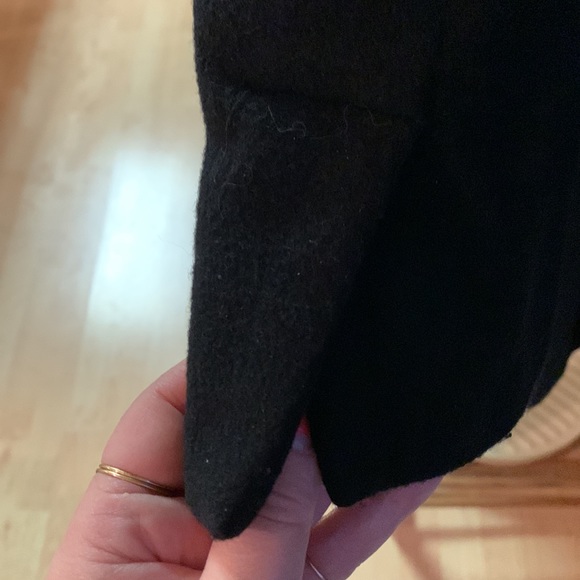 Size 10 Tension Black Wool Coat with Black Satin Lining - Picture 5 of 7